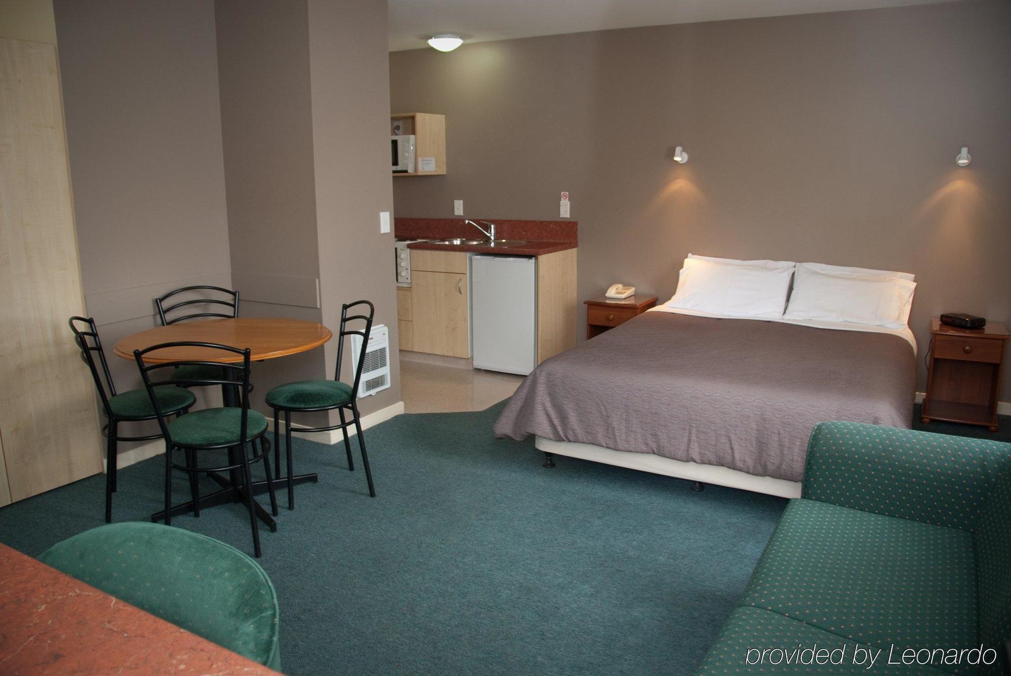 Bella Vista Motel Lake Wanaka Oda fotoğraf