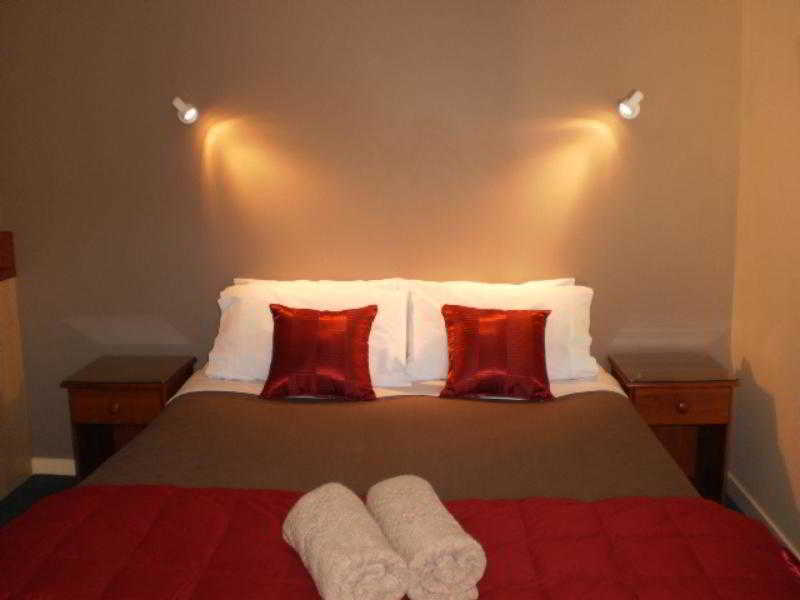 Bella Vista Motel Lake Wanaka Oda fotoğraf